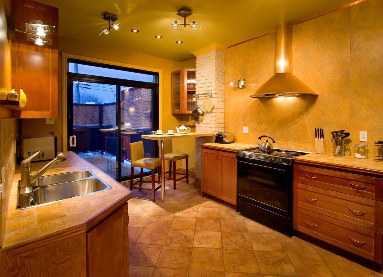 A La Carte Bed & Breakfast Montreal Exterior photo